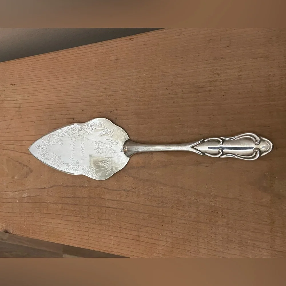 Vintage Christmas Silverplated Cake Pie Server Season's Greetings